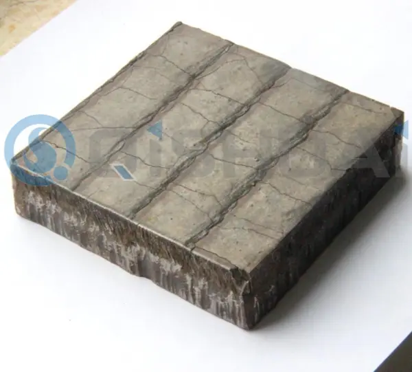 Upoštevanje delovnih pogojev kot temelja, prilagajanje odpornosti proti obrabi: rešitve bimetalnih površinskih plošč Shandong Qishuai, odpornih proti obrabi